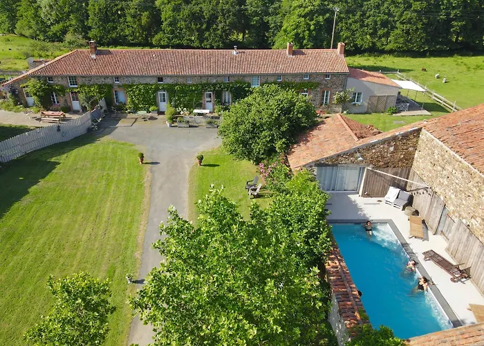 Le Logis De La Grange Aux Gites De L'Etang Des Noues,